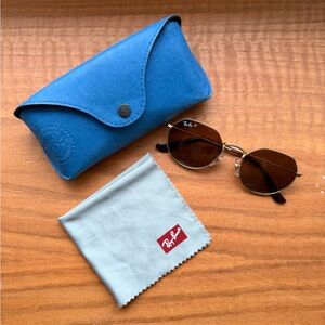 Ray-Ban RB9594S KIDS Sunglasses with Blue Case